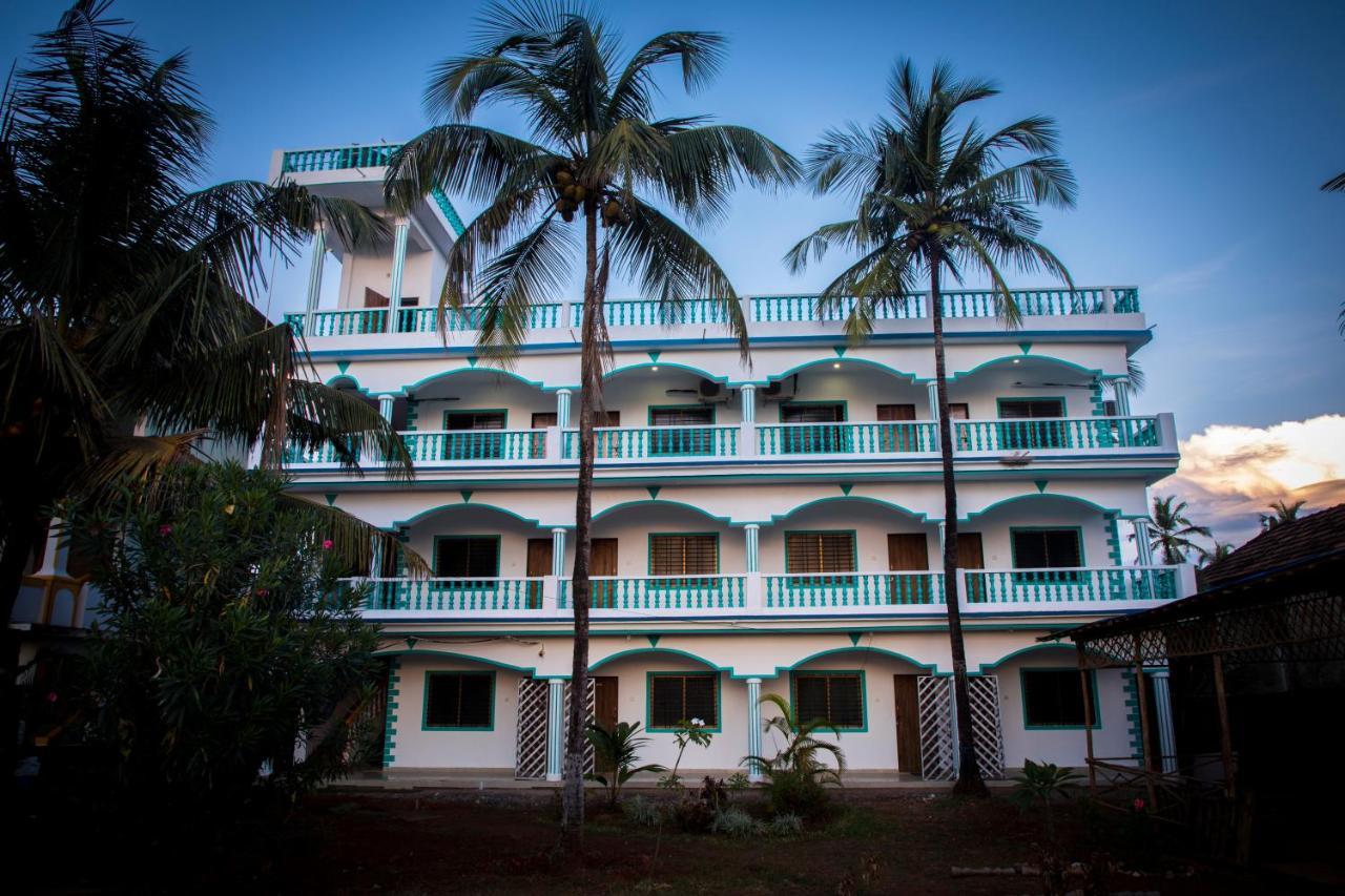 Mirati Goa Arambol Luaran gambar